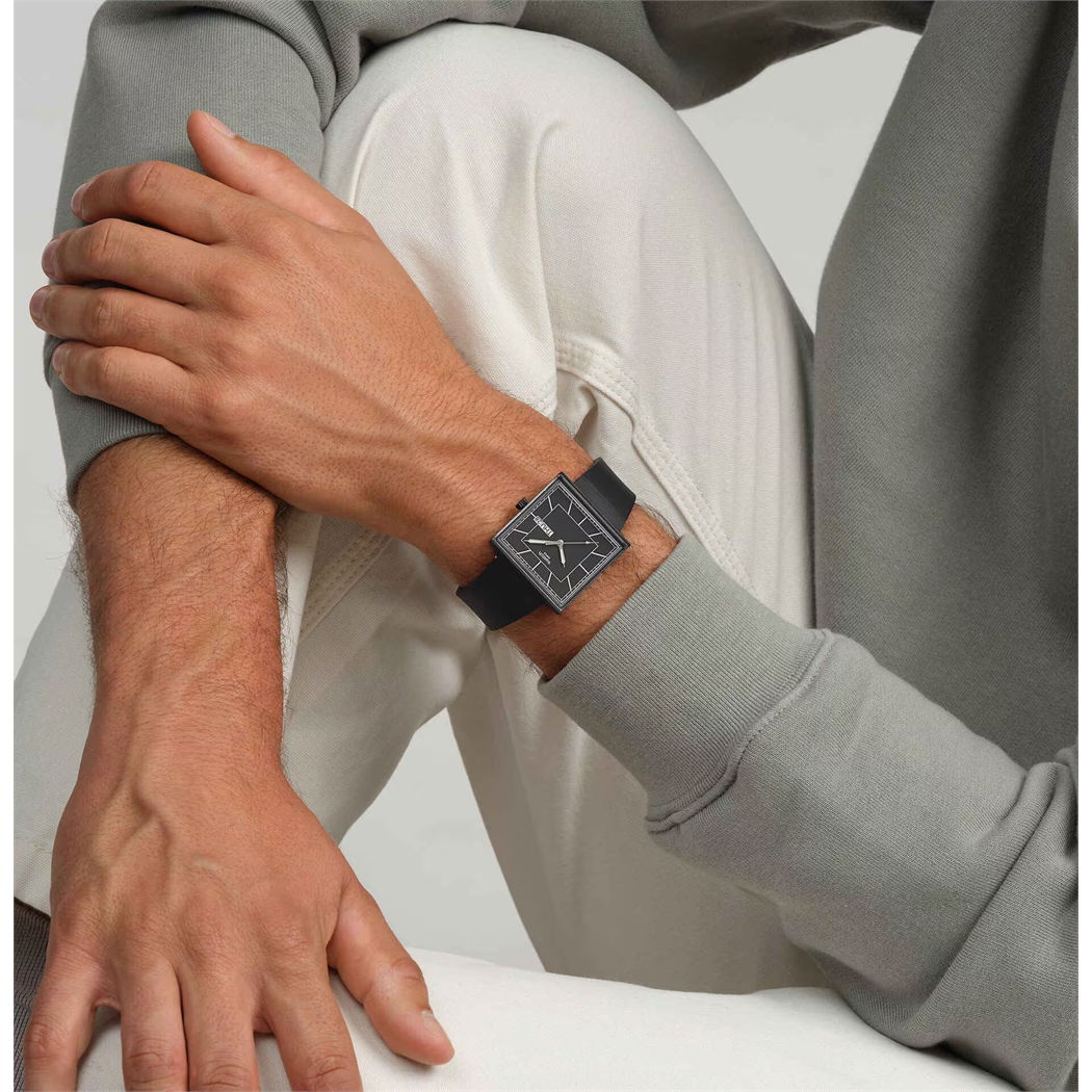 Swatch So34b701 WHAT IF...BLACKAGAIN?