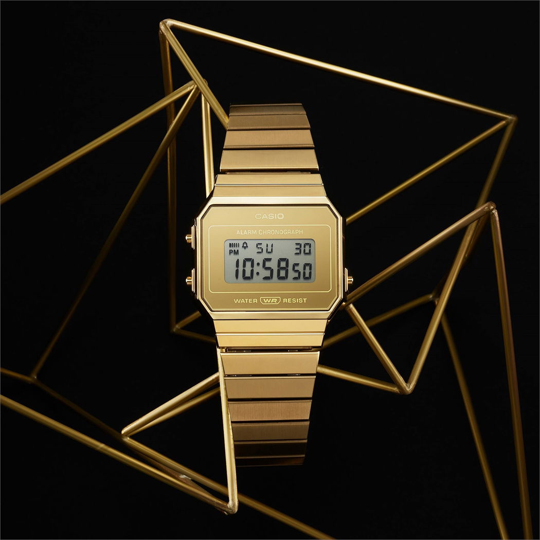 Casio A700wevg-9Adf Retro Dijital Kol Saati