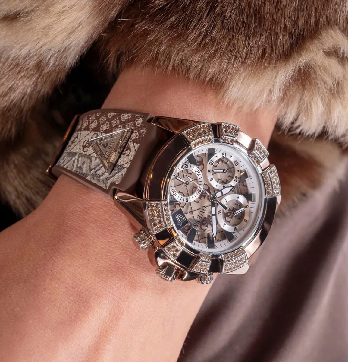 Guess Gugw0813l2 Kadın Kol Saati