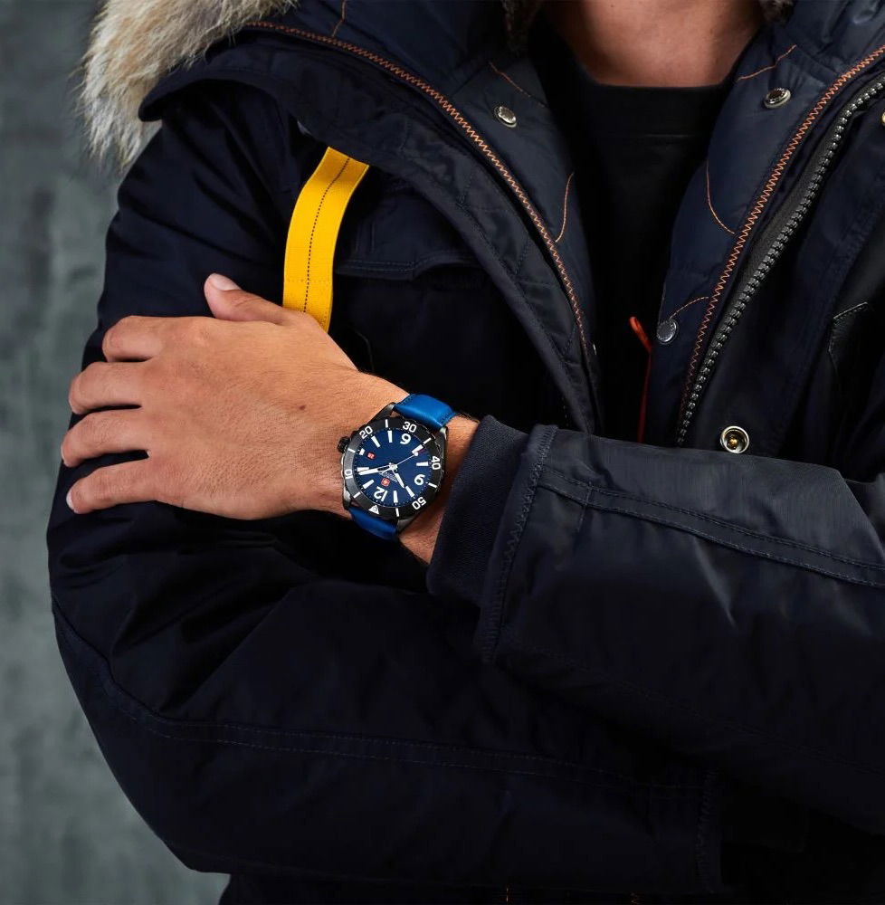 Swiss Military Smwgb0000250 Carbon Peak Erkek Kol Saati