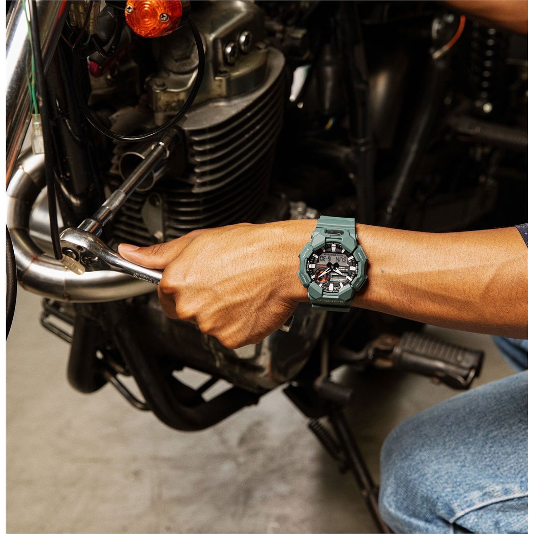 Casio Ga-010-2Adr G-Shock Erkek Kol Saati