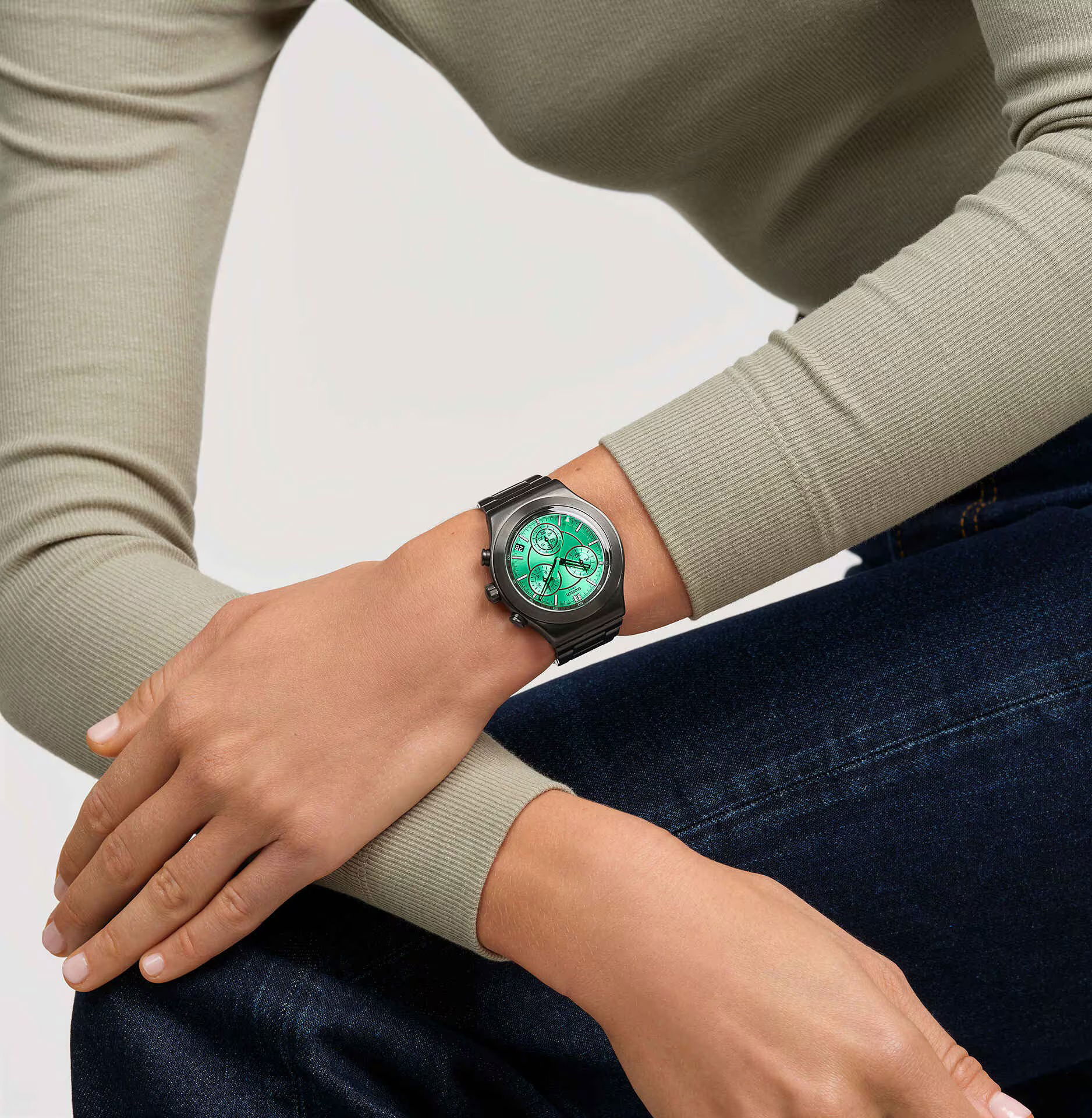 Swatch Yvm407g OBSESSIVELY OBSIDIAN