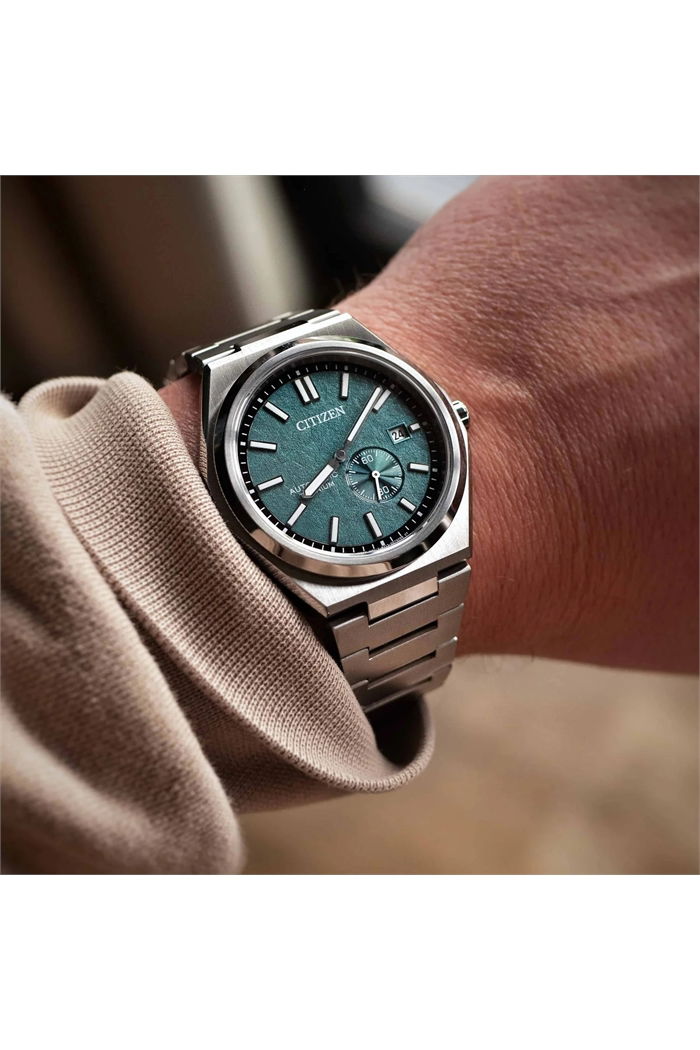 Citizen Zenshin Super Titanium Small Seconds Nj0180-80X