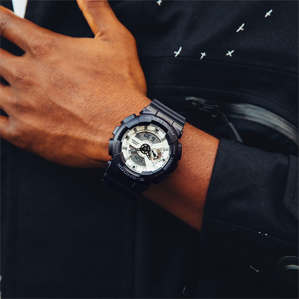 Casio Ga-110Wd-1Adr G-Shock Analog-Dijital Erkek Kol Saati