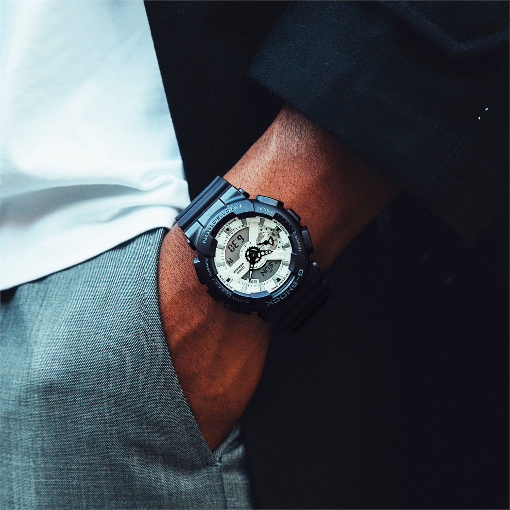 Casio Ga-110Wd-1Adr G-Shock Analog-Dijital Erkek Kol Saati