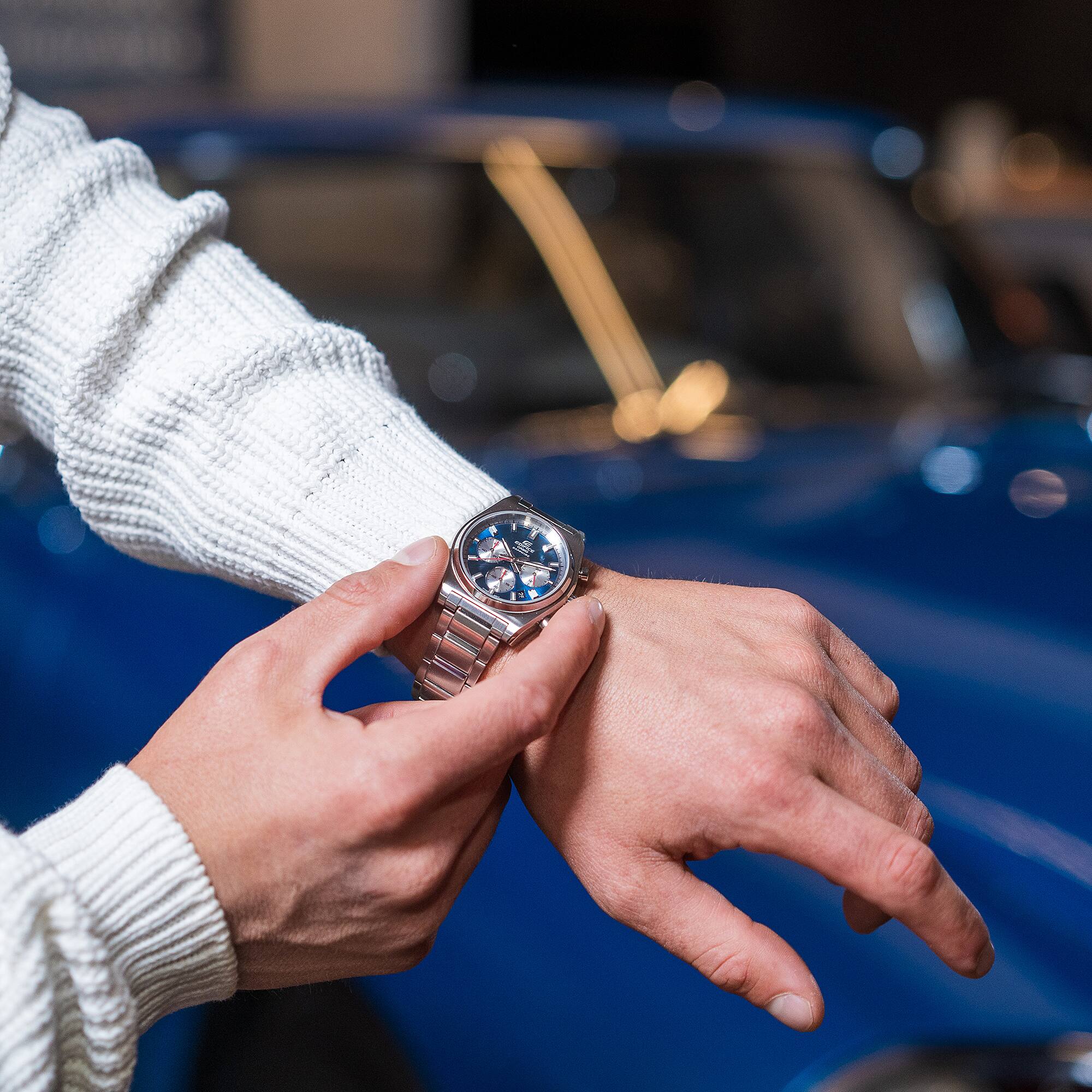 Casio Efb-730D-2Avudf Edifice Erkek Kol Saati