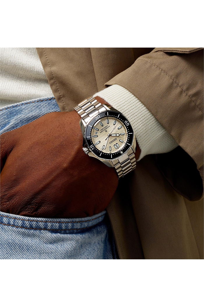 Seiko Prospex Divers 300M Coastal Scene SPB481J