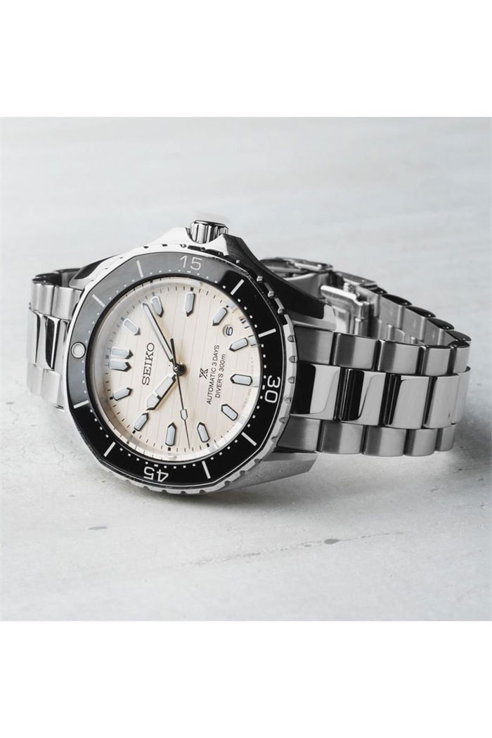 Seiko Prospex Divers 300M Coastal Scene SPB481J
