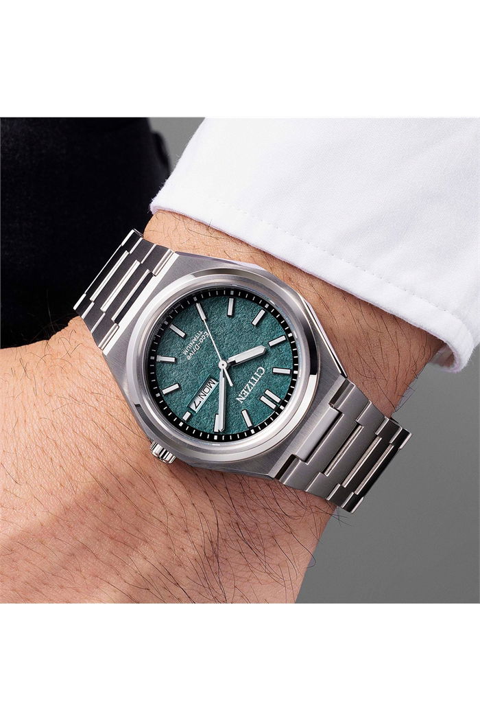 Citizen Zenshin Super Titanium Aw0130-85Xe Erkek Kol Saati