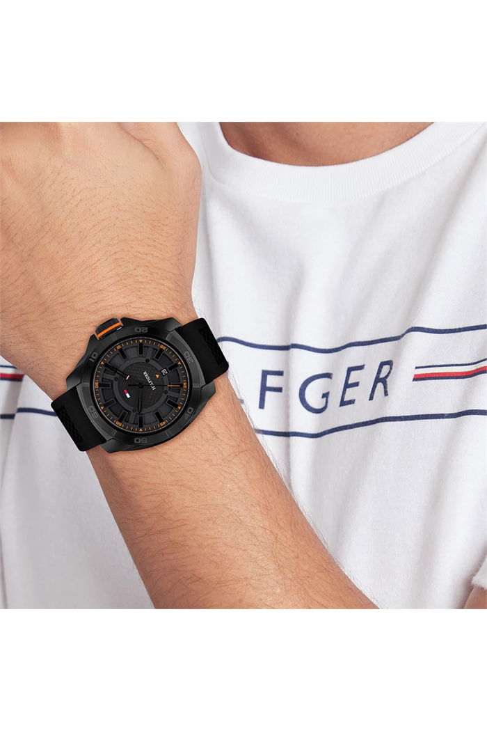 Tommy Hilfiger Th1792137 Erkek Kol Saati