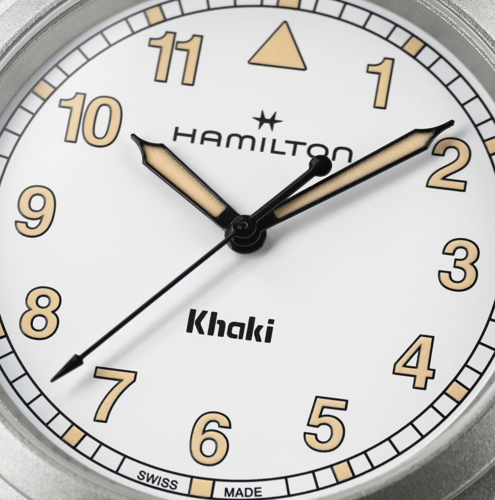 Hamilton H69401110 Khaki Field Quartz 38mm Erkek Kol Saati