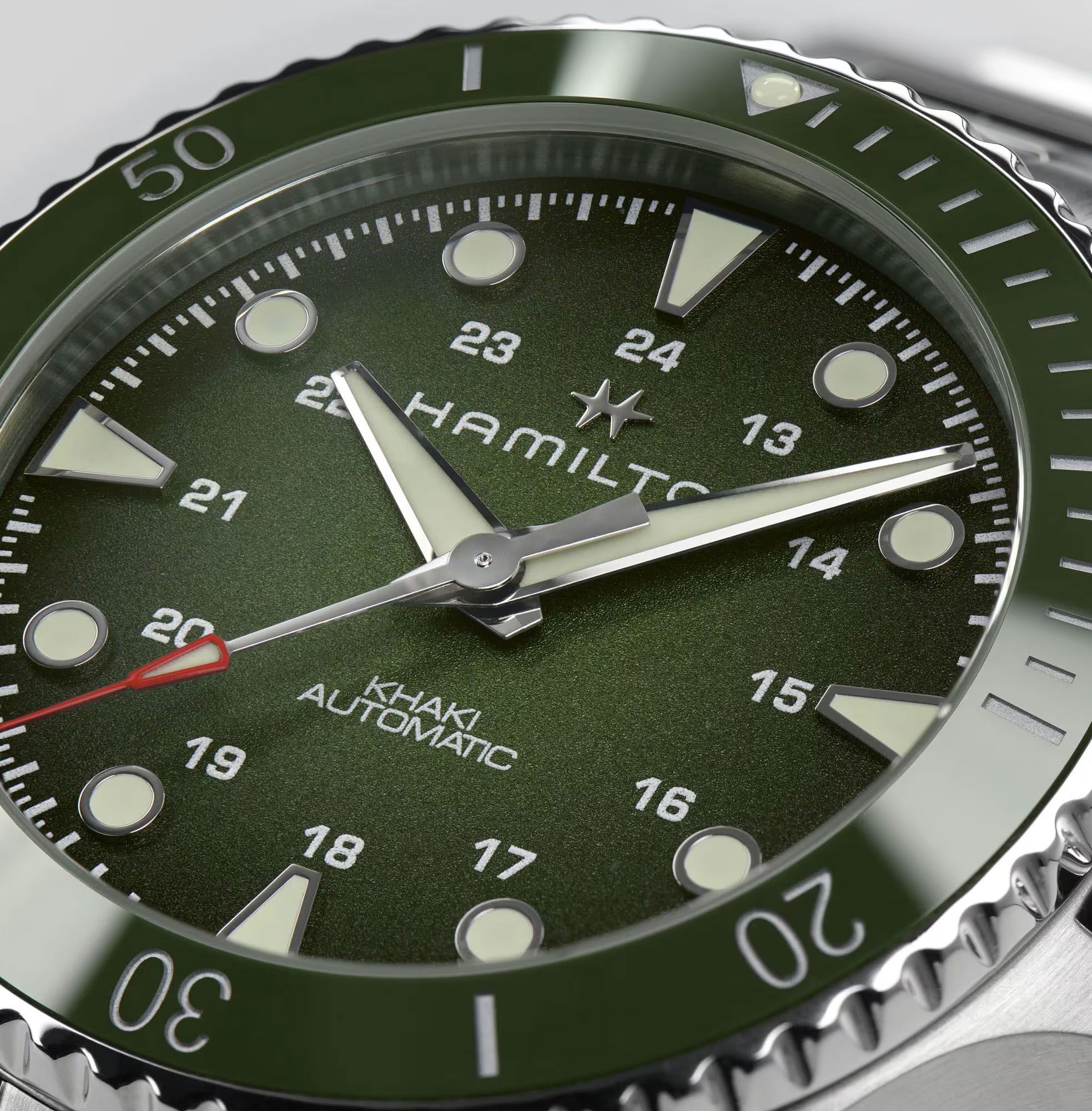 Hamilton H82525160 Khaki Navy Scuba Auto 42mm Erkek Kol Saati