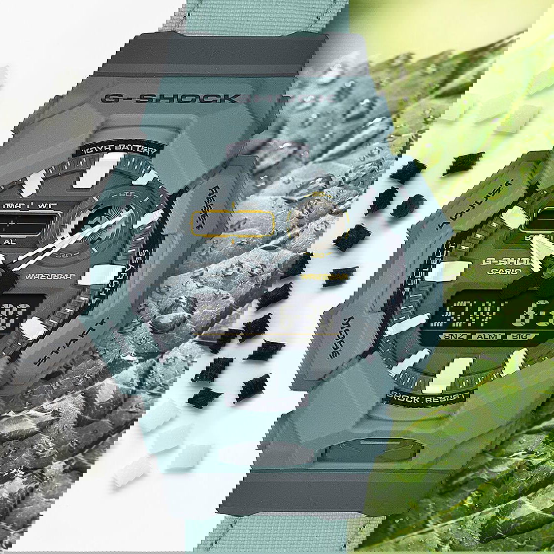 Casio Ga-010Ce-2Adr G-Shock Erkek Kol Saati