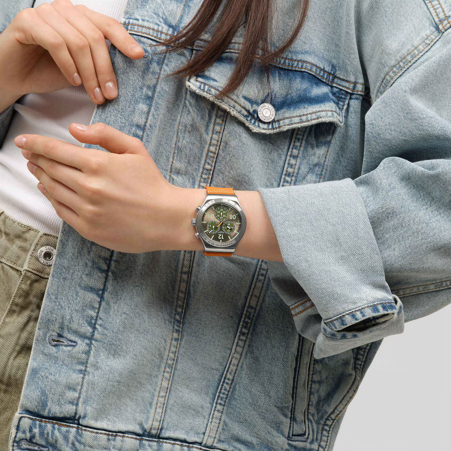 Swatch Irony Vacation Time YVS101 Erkek Quartz 43mm Saat