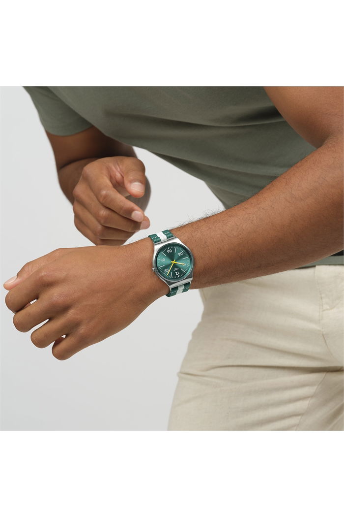 Swatch Skin Casual Stripe Paslanmaz Çelik Unisex Tekstil Kumaş Saat Ss07s149