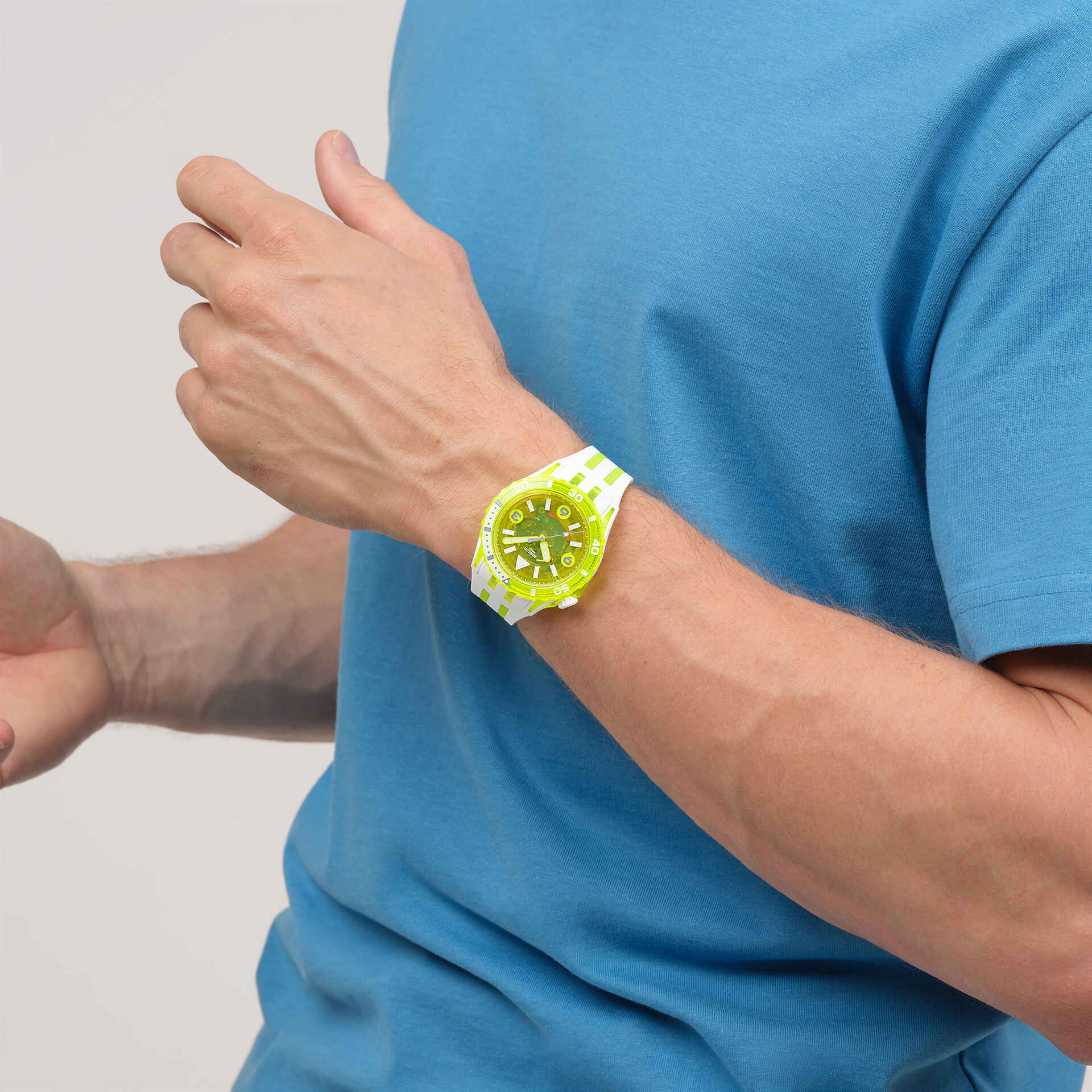 Swatch Egg Yold SSCU09J100 Unisex Quartz Saat