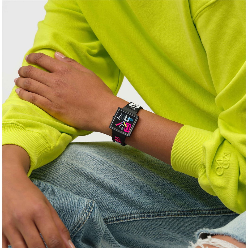 Swatch So34b100 Pierced Edge Kol Saati