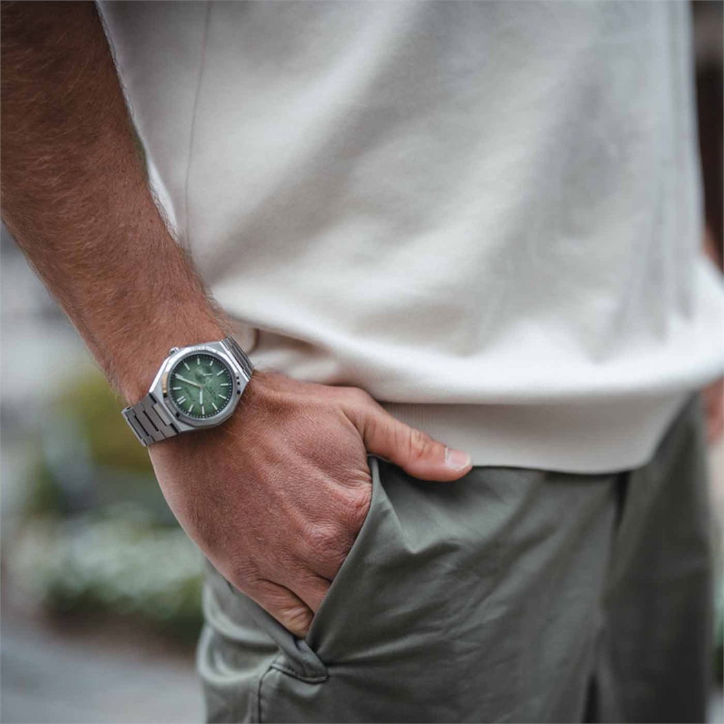 Citizen Zenshin 60 Super Titanium Small Seconds Nk5020-58X Otomatik Erkek Kol Saati