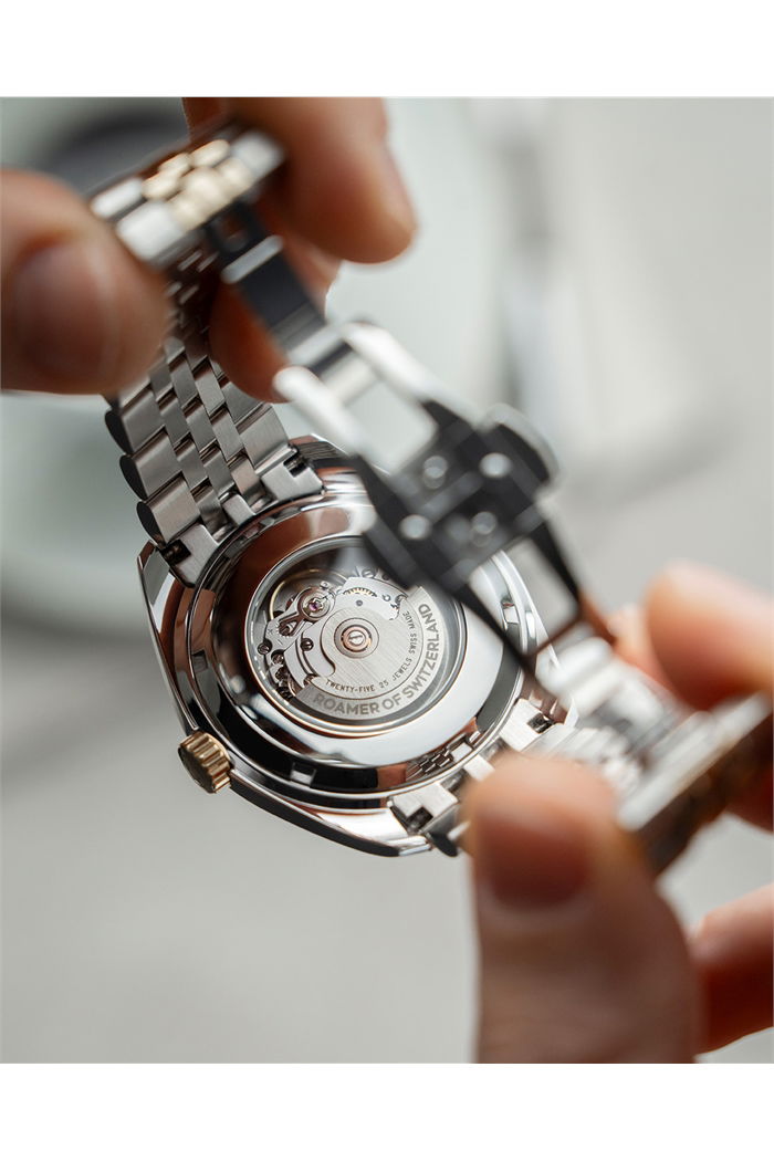 Roamer Montalbano Gents 996983-47-15-20 Erkek Kol Saati