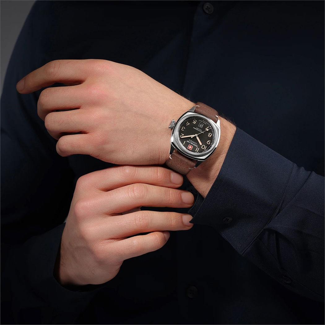 Swiss Military Condor Smwgb0003701 Erkek Kol Saati