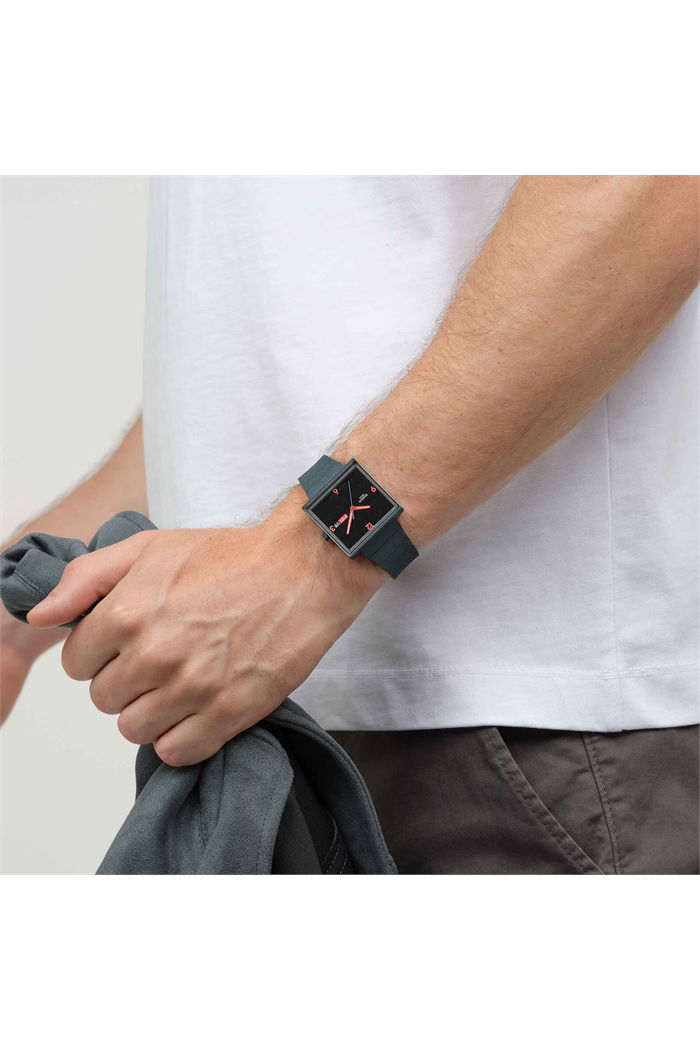 Swatch So34m701 Squared Off Kol Saati