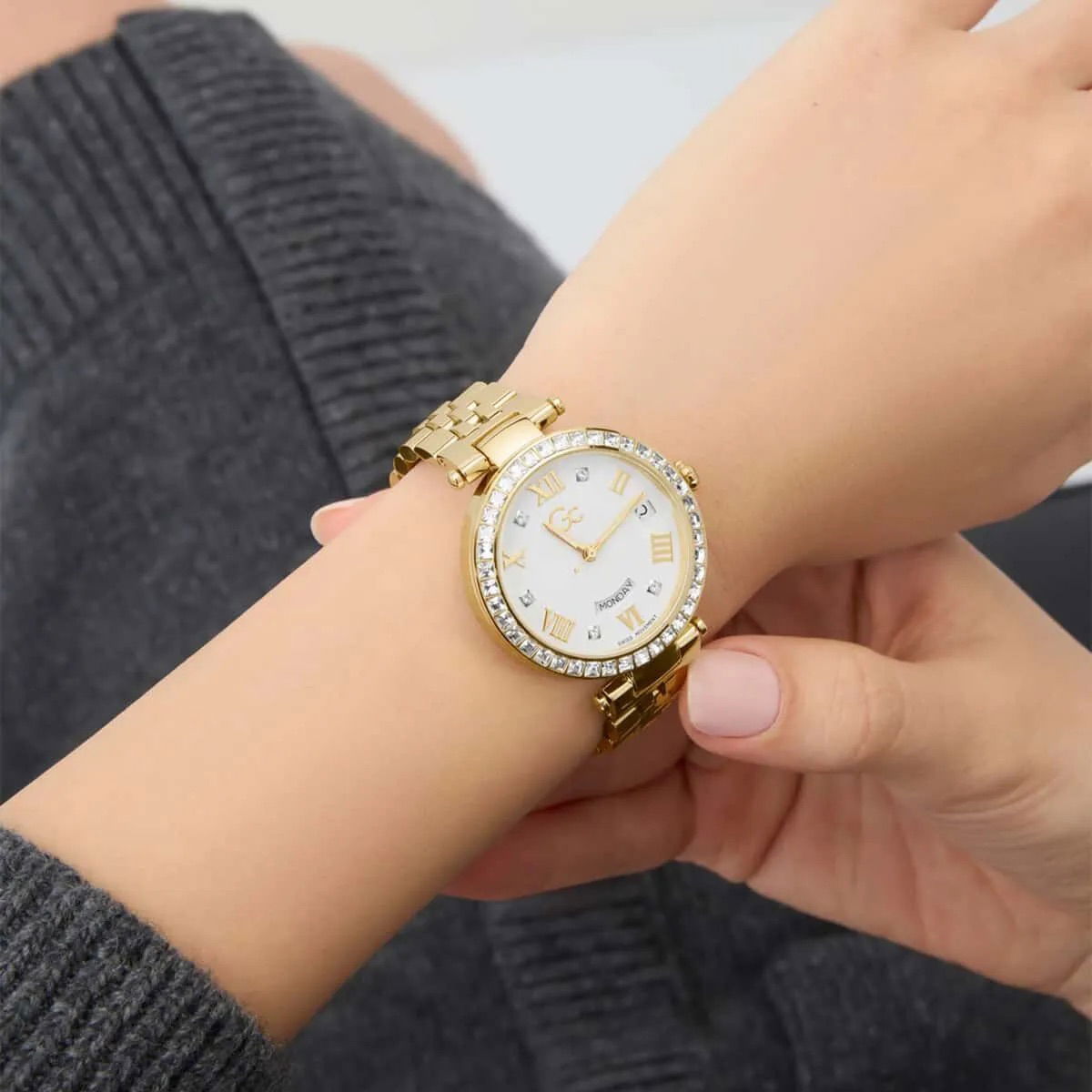 Gc Gcz01022l6 Kadın Kol Saati