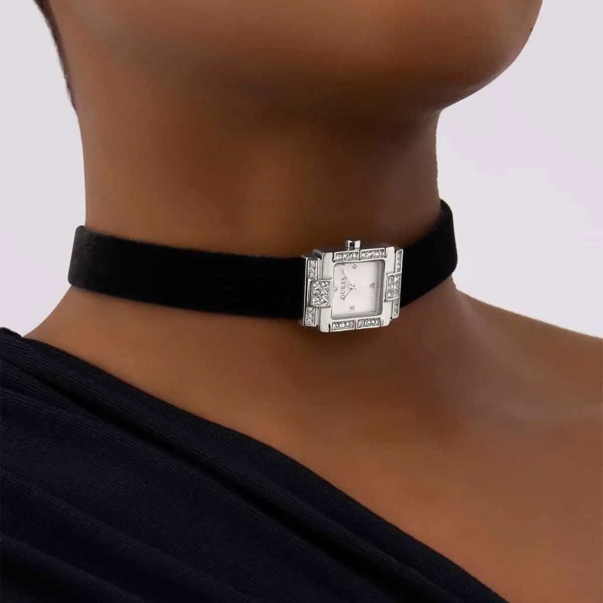 Guess Gugw0947l1 Kadın Kolye Saat