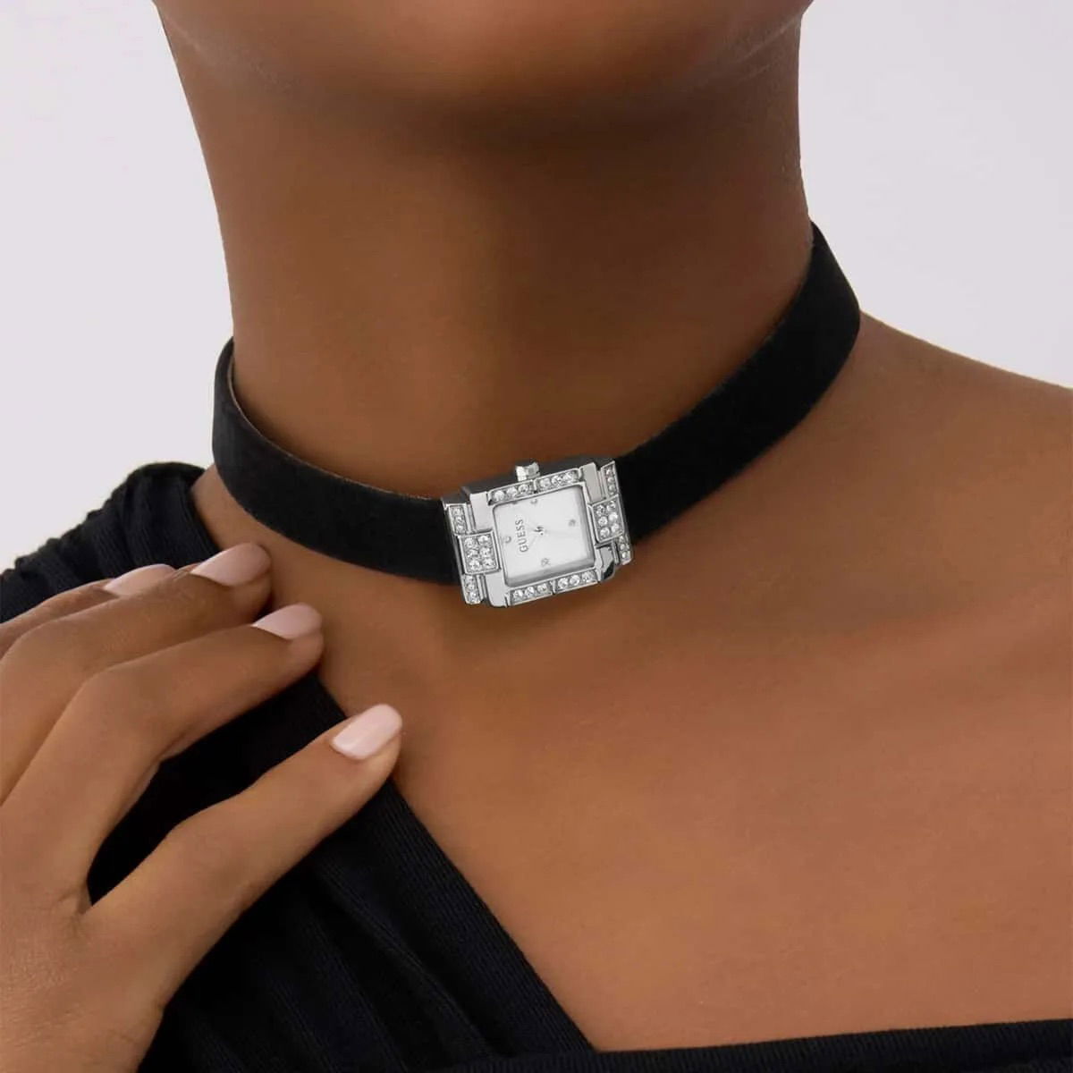 Guess Gugw0947l1 Kadın Kolye Saat