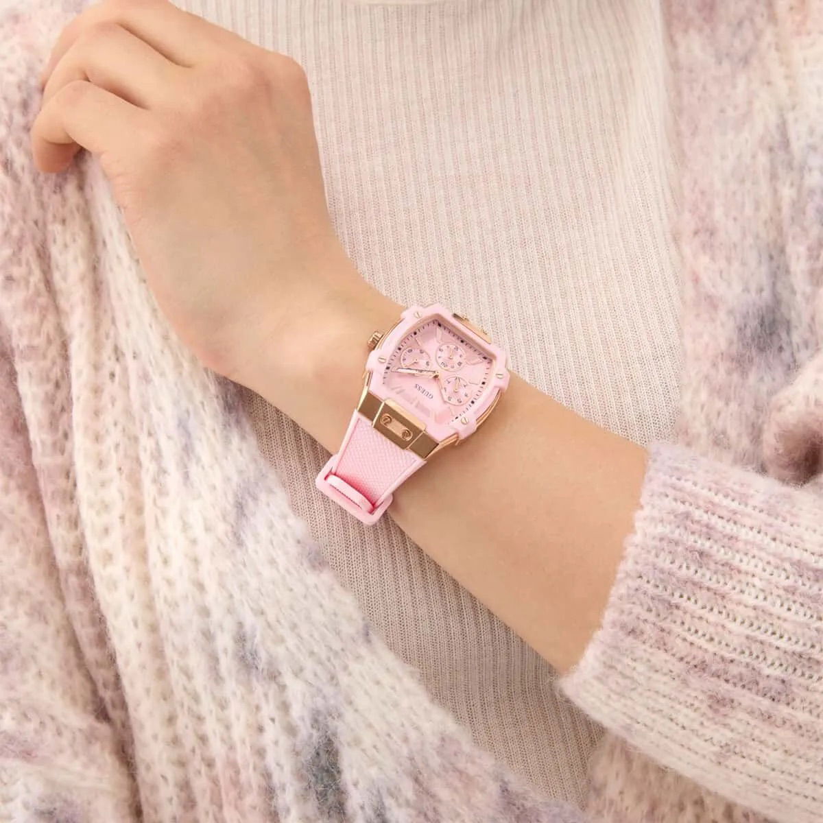 Guess Gugw0032l7 Kadın Kol Saati