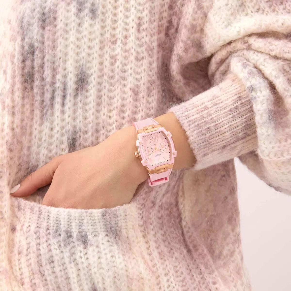 Guess Gugw0032l7 Kadın Kol Saati