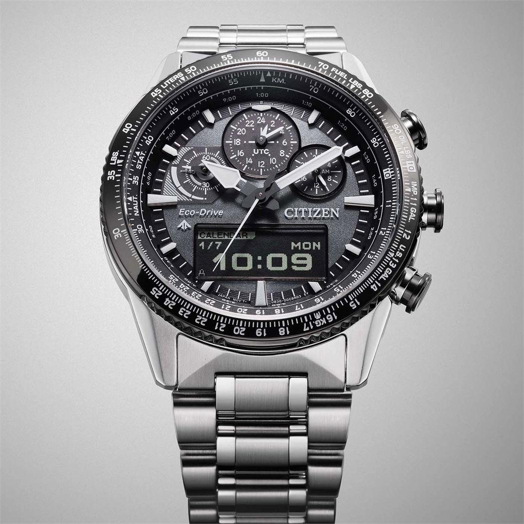Citizen Promaster Sky Jv2006-55H Erkek Kol Saati