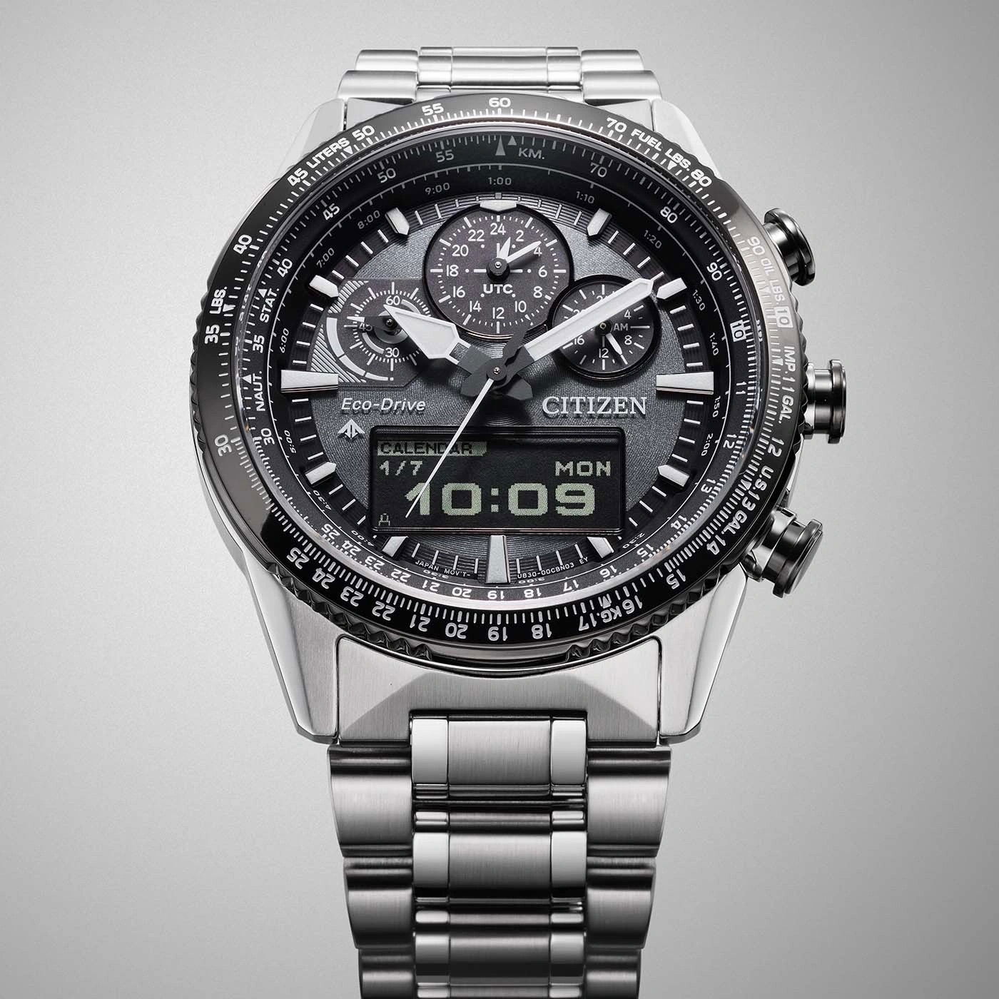 Citizen Promaster Sky Jv2006-55H Erkek Kol Saati
