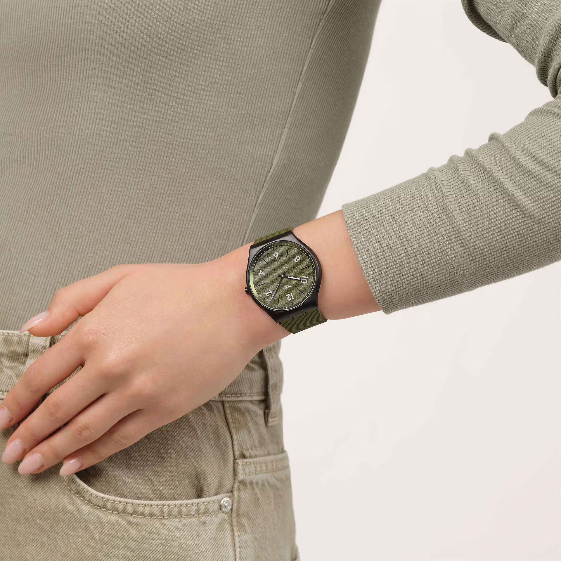 Swatch Ss07b115 Hint Of Pine Erkek Kol Saati