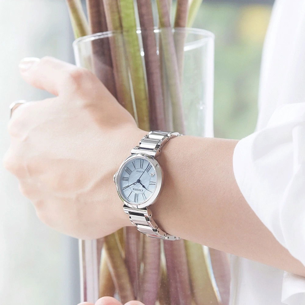 Citizen Em1060-87N Kadın Kol Saati