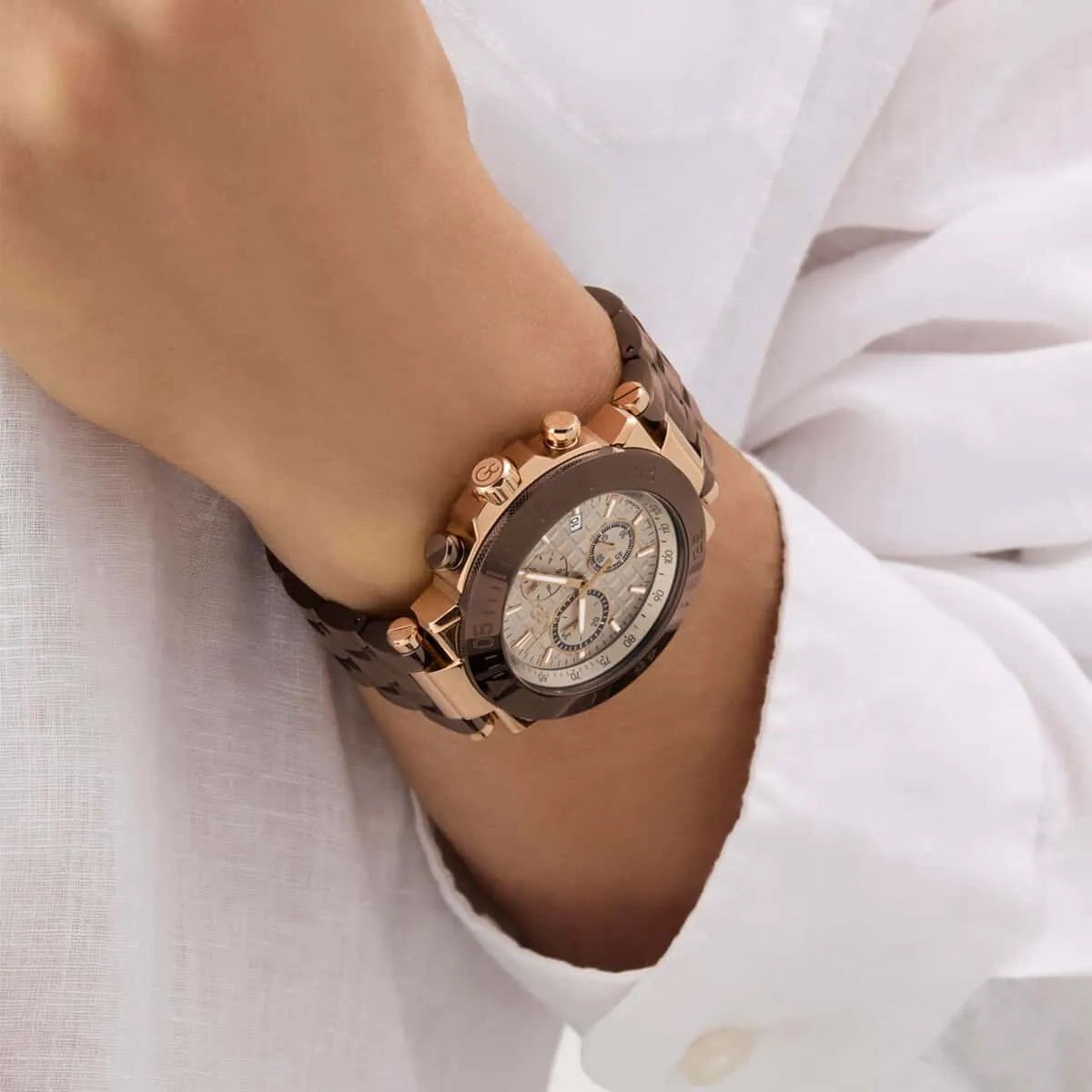 Gc Gcy70010g1 Erkek Kol Saati