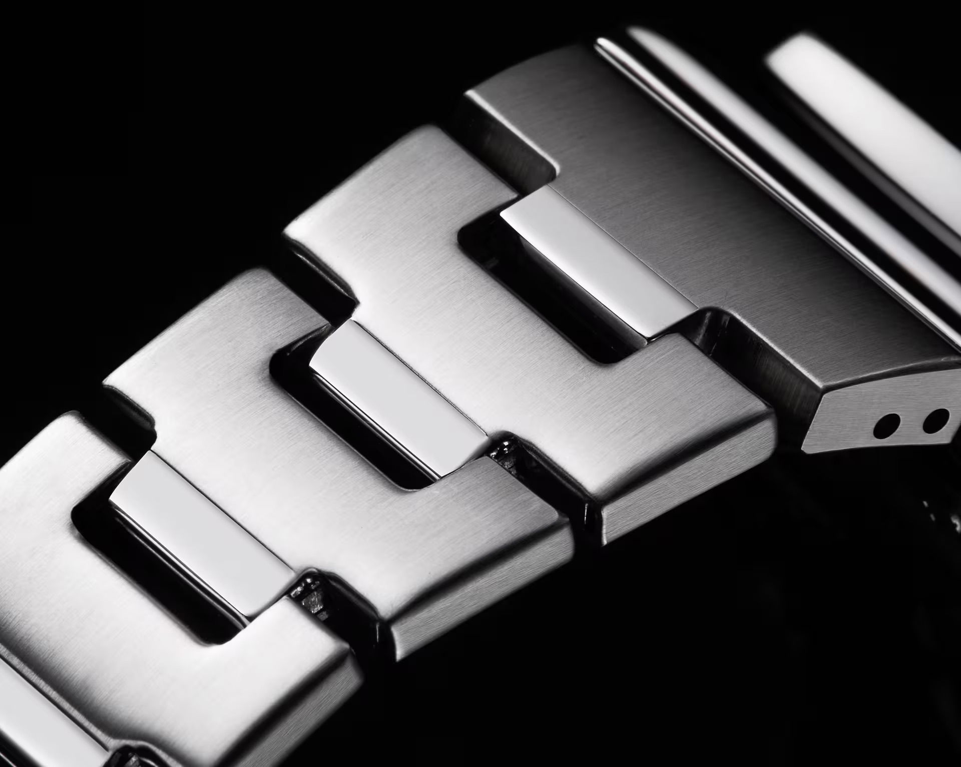 Casio Gm-2110D-8Adr G-Shock G-Stell Erkek Kol Saati