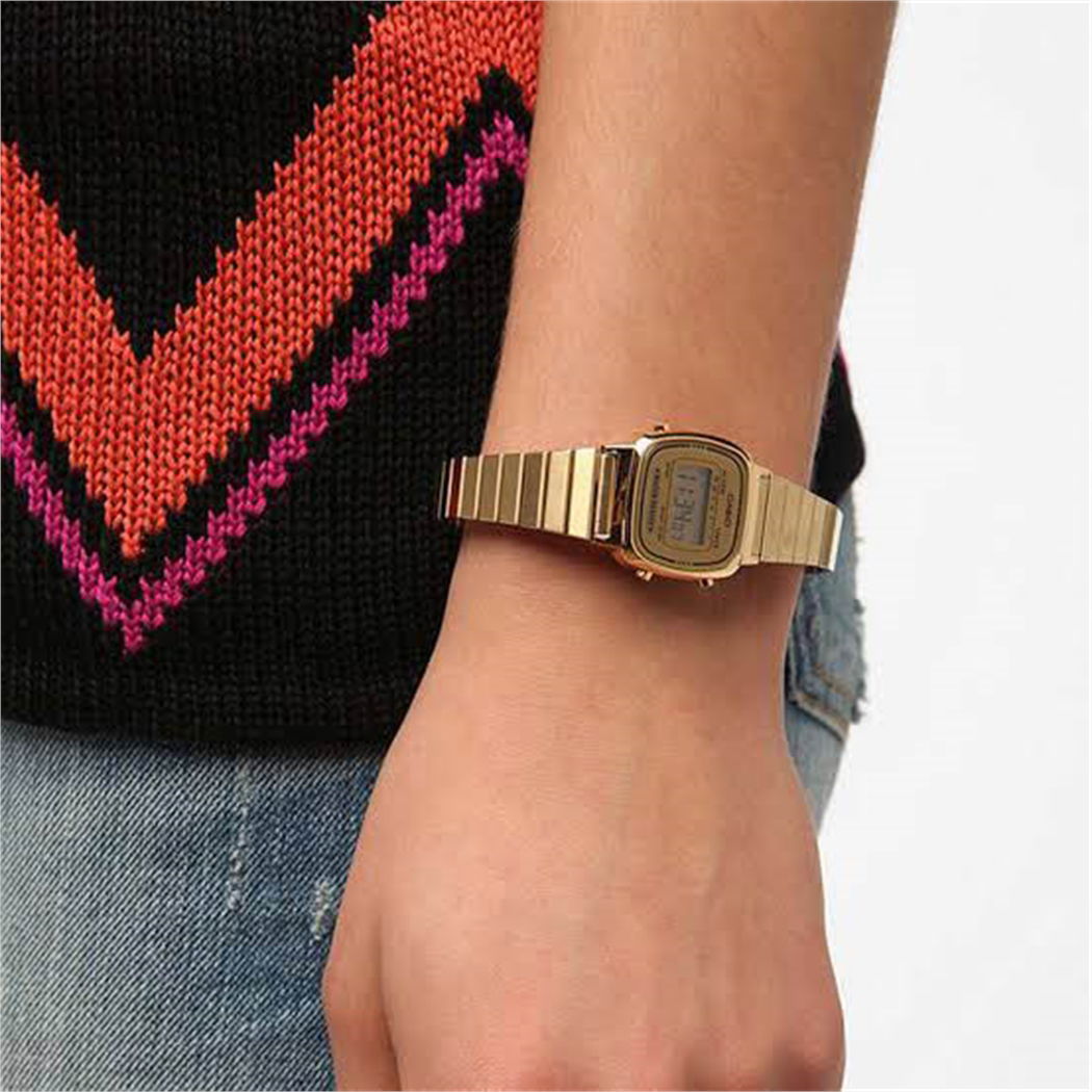 Casio La670wga-9df Retro Gold Dijital Kol Saati